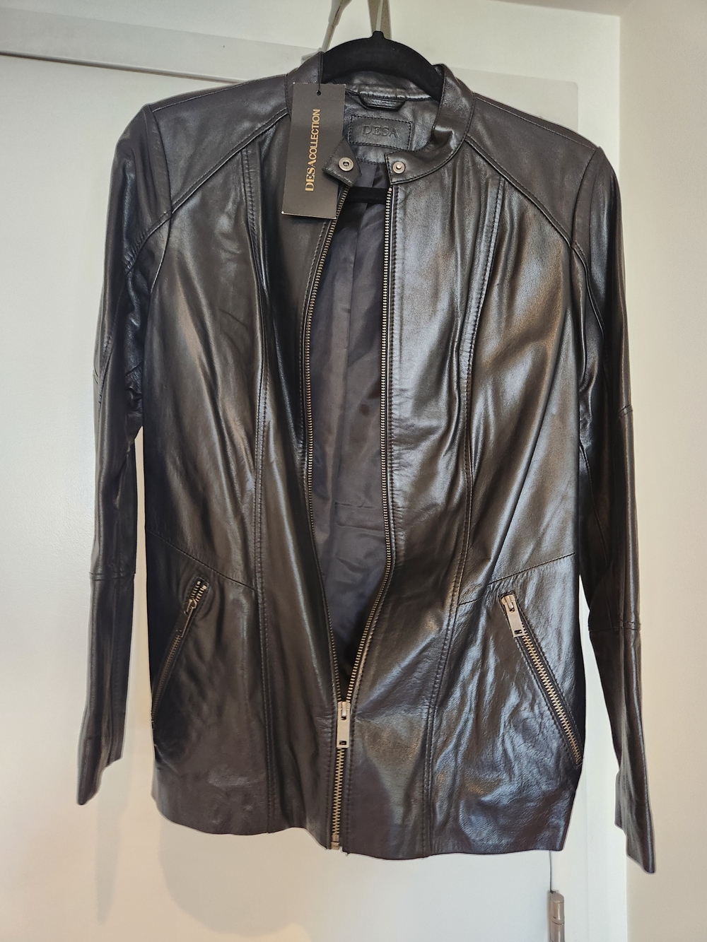 Hera Collection Black Women's Leather Zip-Front Jacket